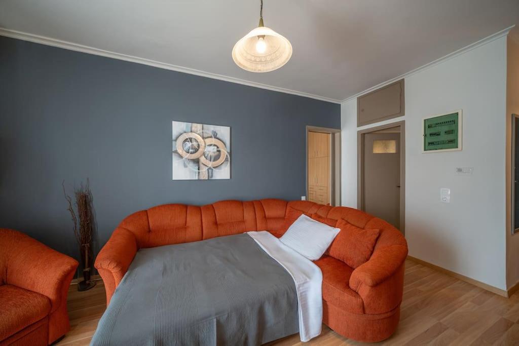 Apartment Your By The Sea For 3 In *